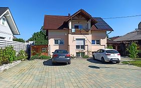 Vagon - Studio - Near Btc, Ljubljana
